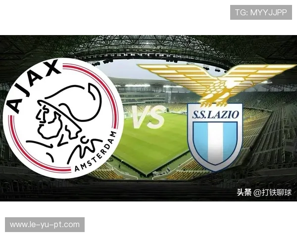 阿贾克斯边路突破成制胜关键，球队战术革新引关注